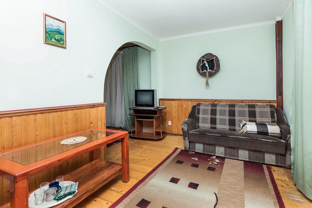 Vatra Hotel Yaremche Exterior photo