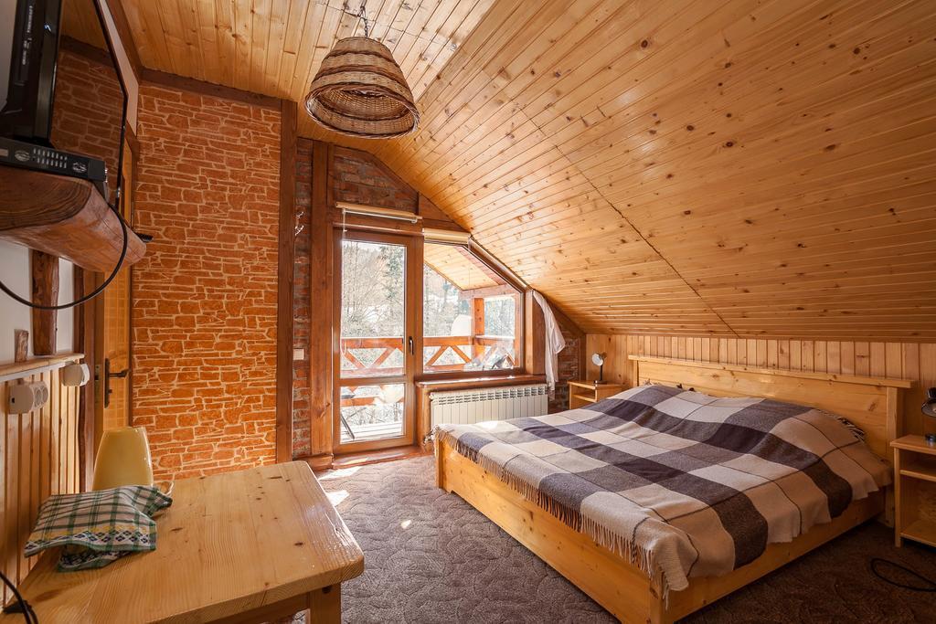 Vatra Hotel Yaremche Exterior photo