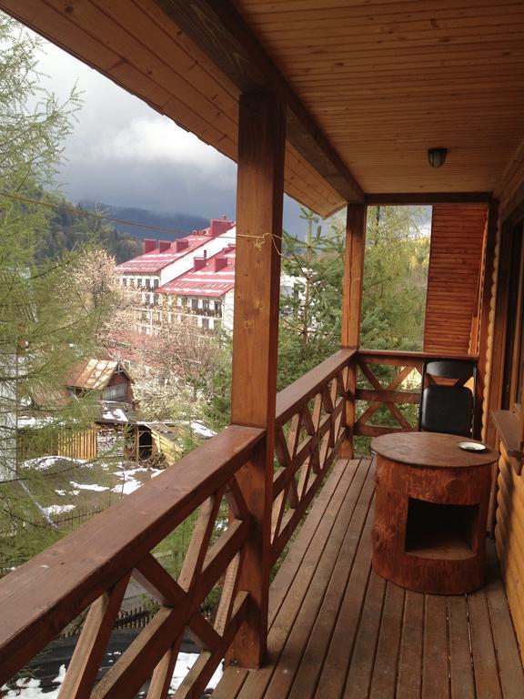 Vatra Hotel Yaremche Exterior photo