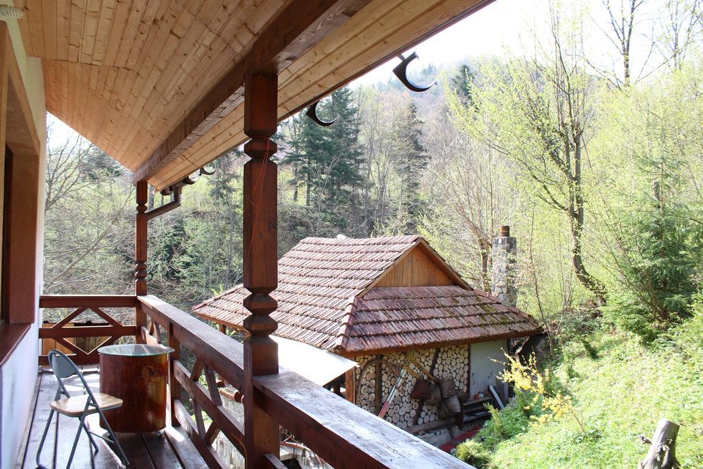 Vatra Hotel Yaremche Exterior photo